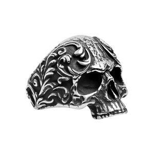 pierścień SKULL